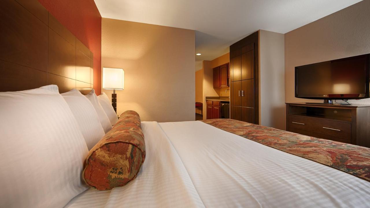 Best Western Plus Brandywine Inn & Suites Монтиселло Экстерьер фото